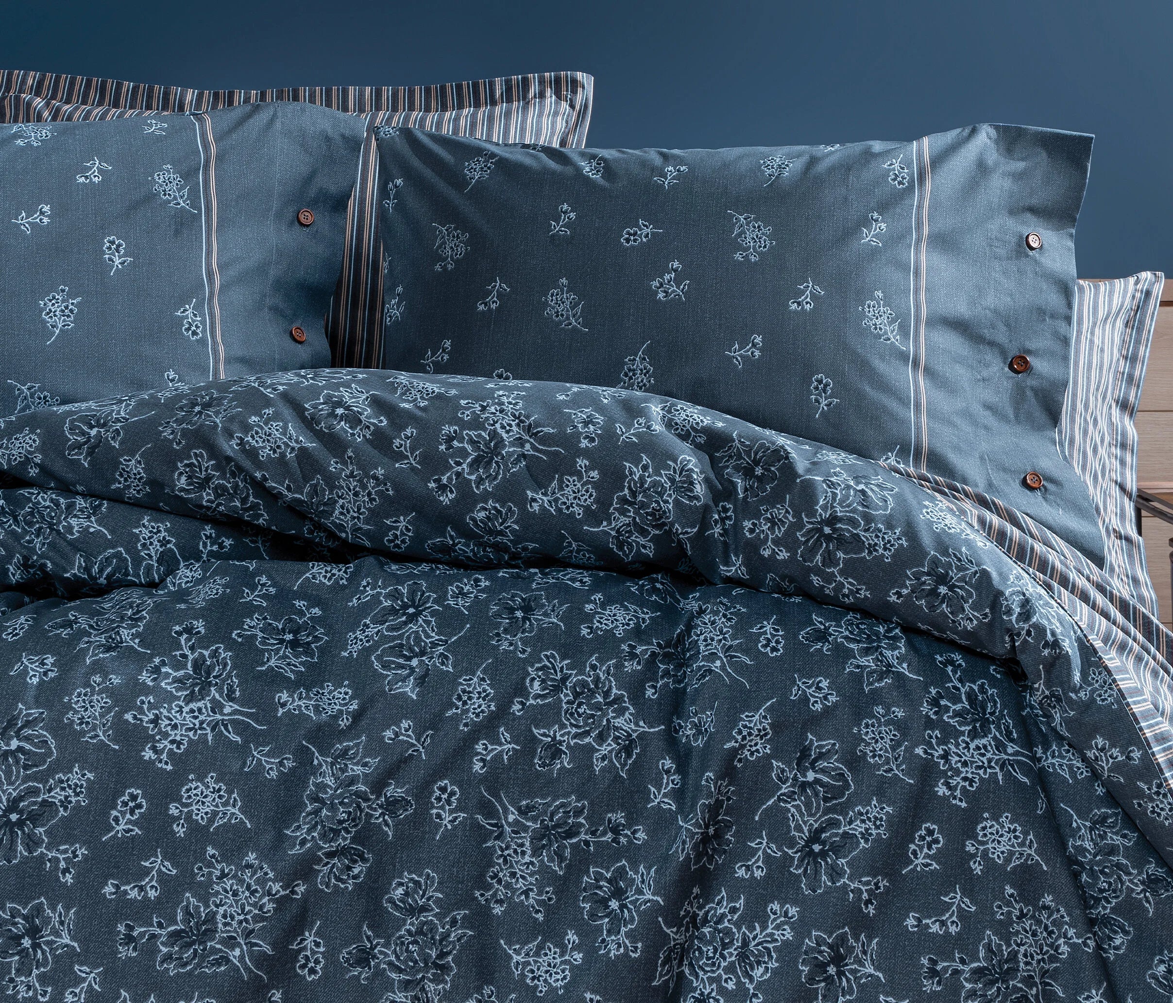 Двоен спален комплект «Aveline - Indigo» - 4 части, памук, ранфорс