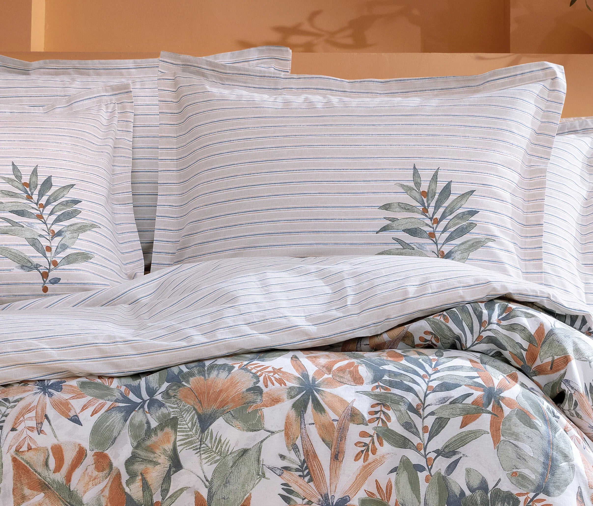 Двоен спален комплект «Amy - Orange» - 4 части, памук, ранфорс