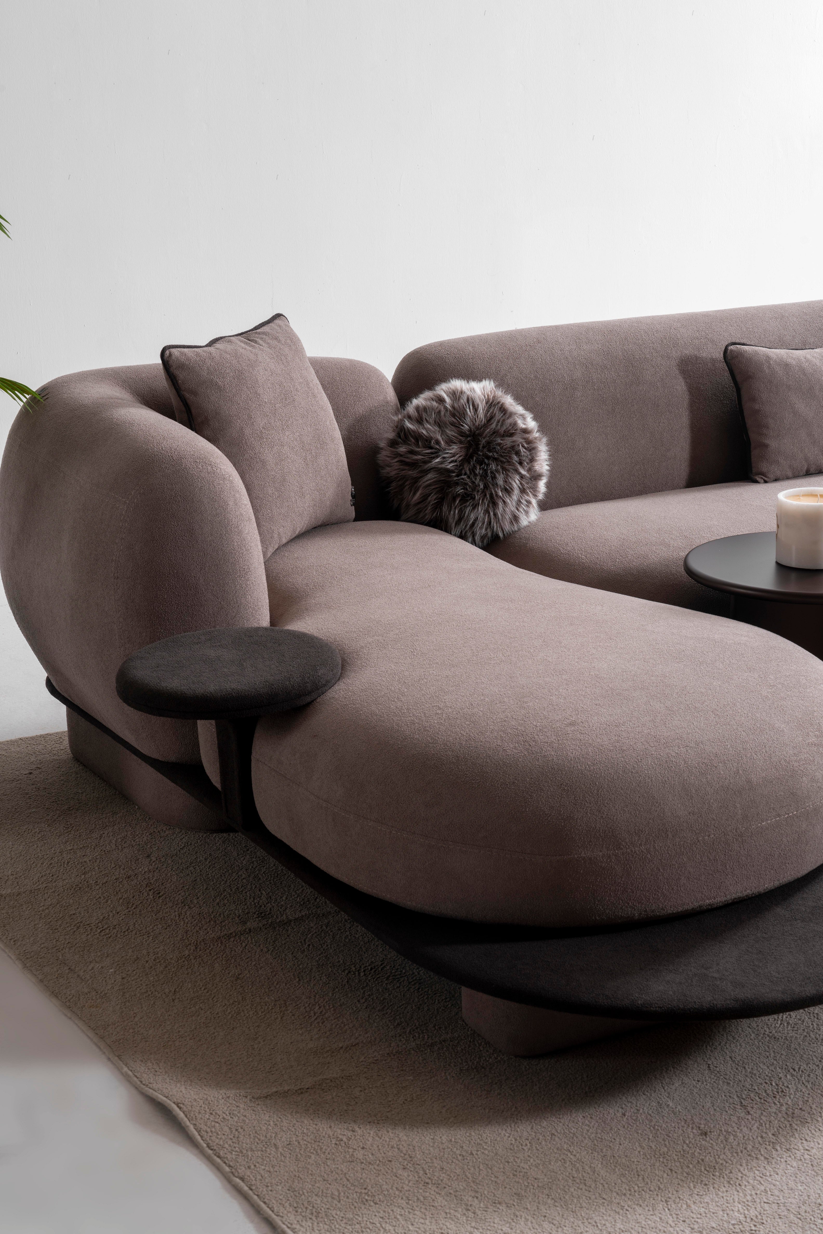 Ъглов диван «Bonbon Relax» + три декоративни възглавници, ширина 395см