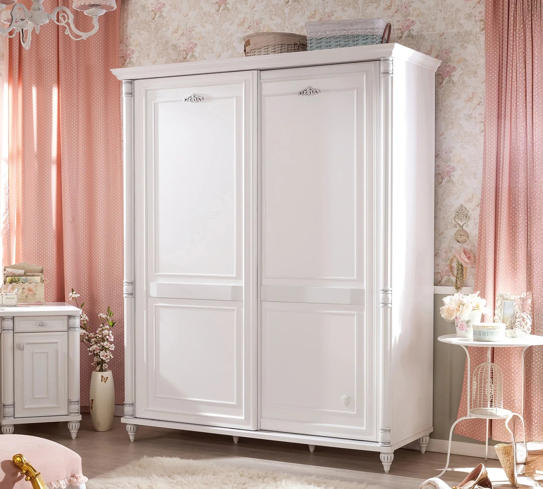 Гардероб с плъзгащи врати «Romantic» - с ширина 170см