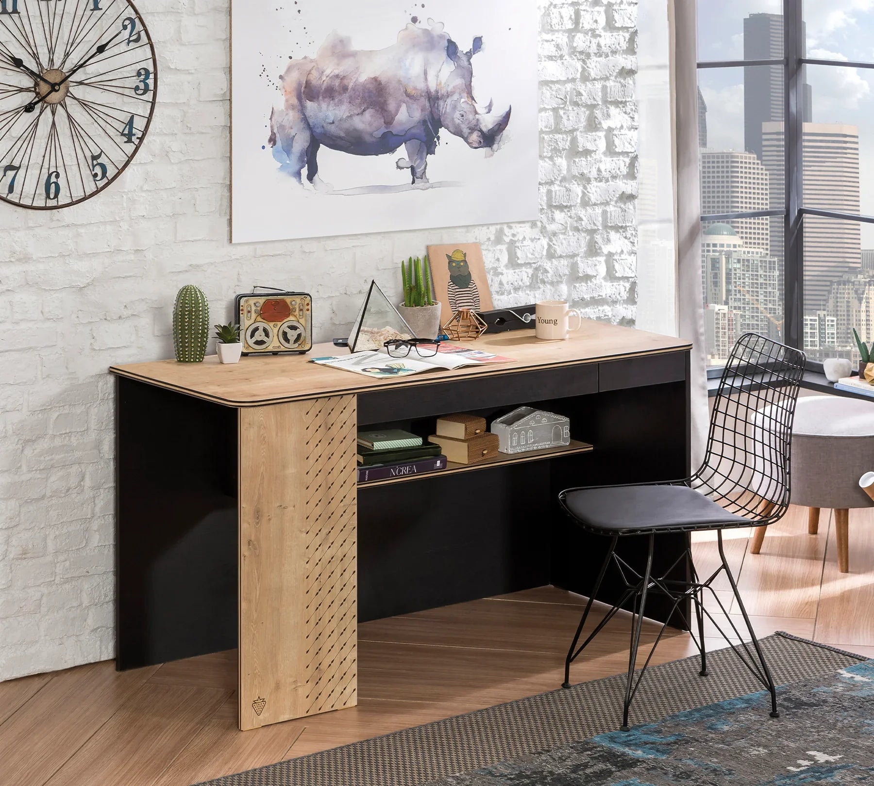 Бюро «Black» с USB зарядна станция, размер 138x75x58