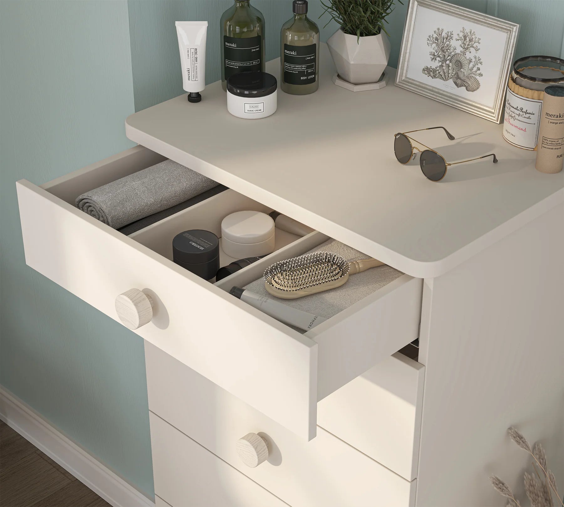 Скрин «Varia» с пет чекмеджета, размер 63х104х49см