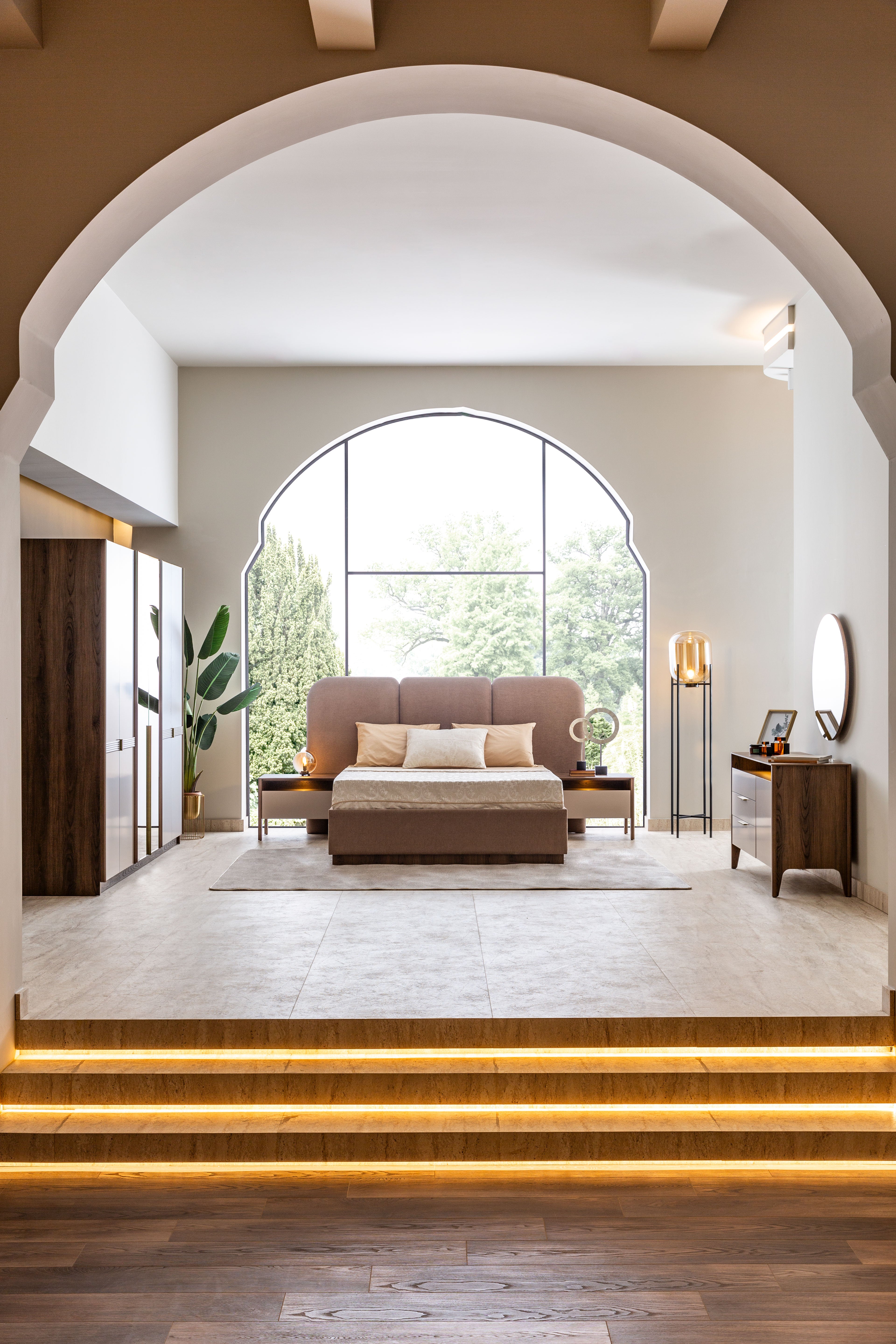 Тапицирано легло «Tilsim» с място за съхранение, повдигащ механизъм