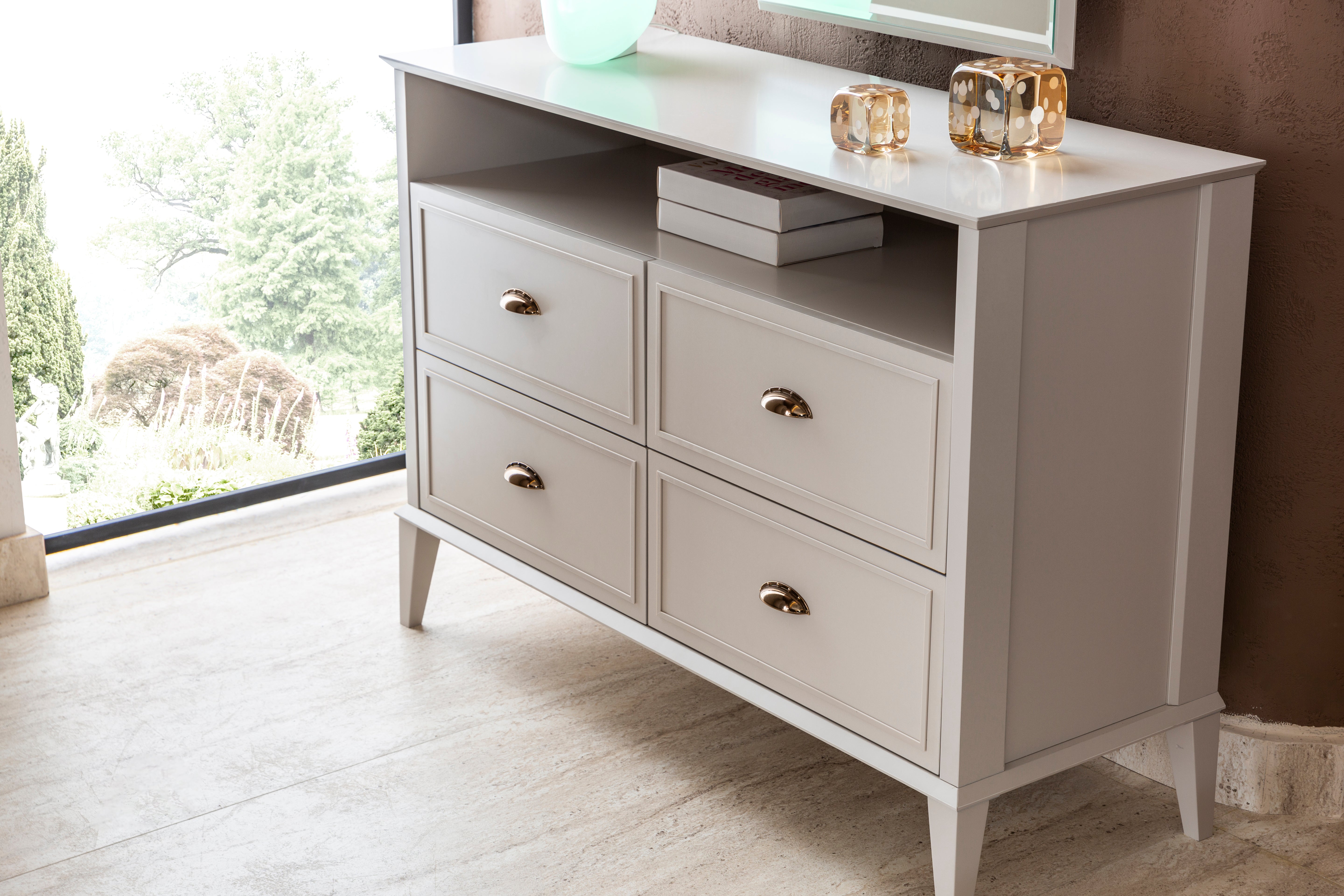 Скрин «Alacati Teen» с четири чекмеджета, размер 120х85х45см