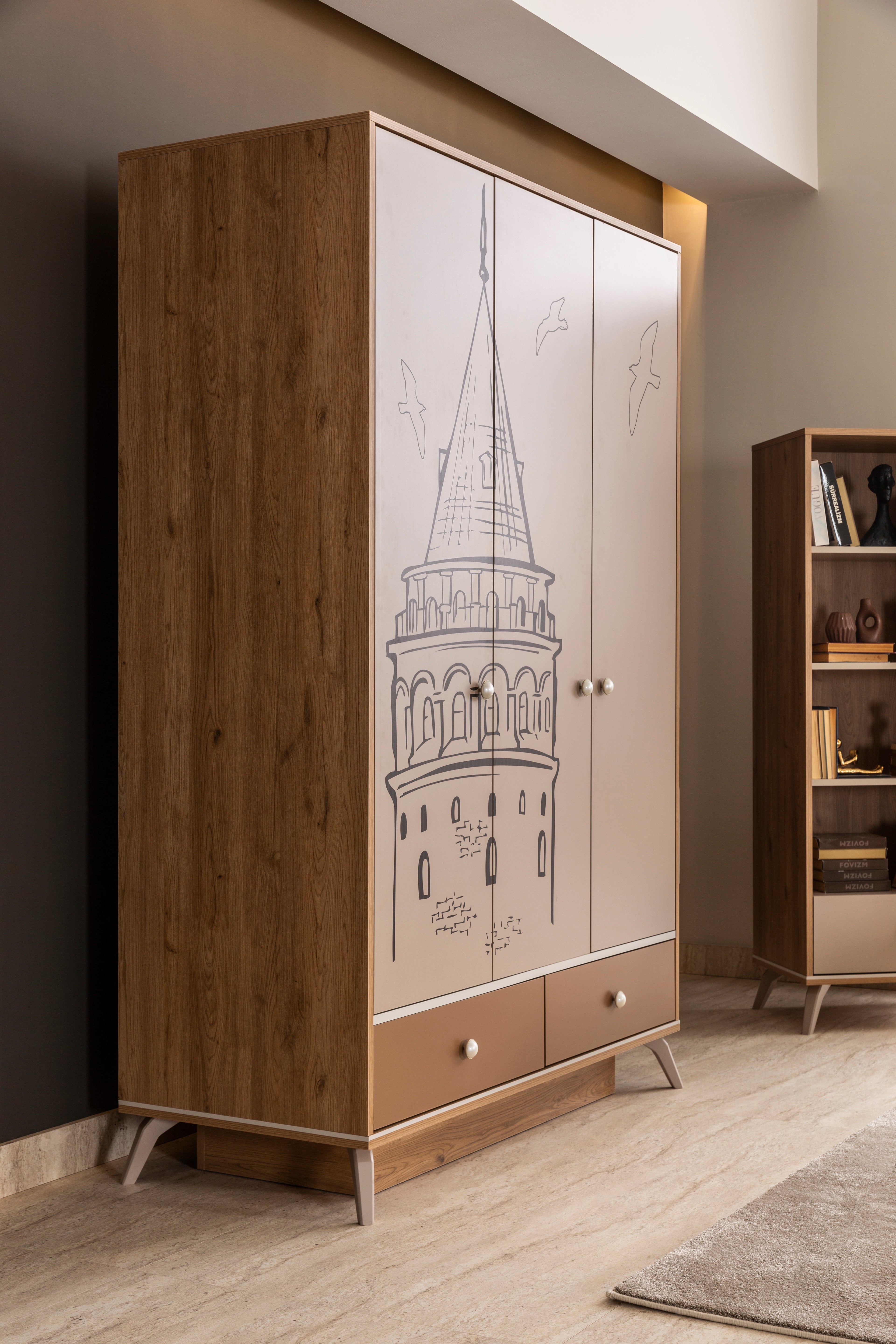 Трикрилен гардероб «Galata» - ширина 142см