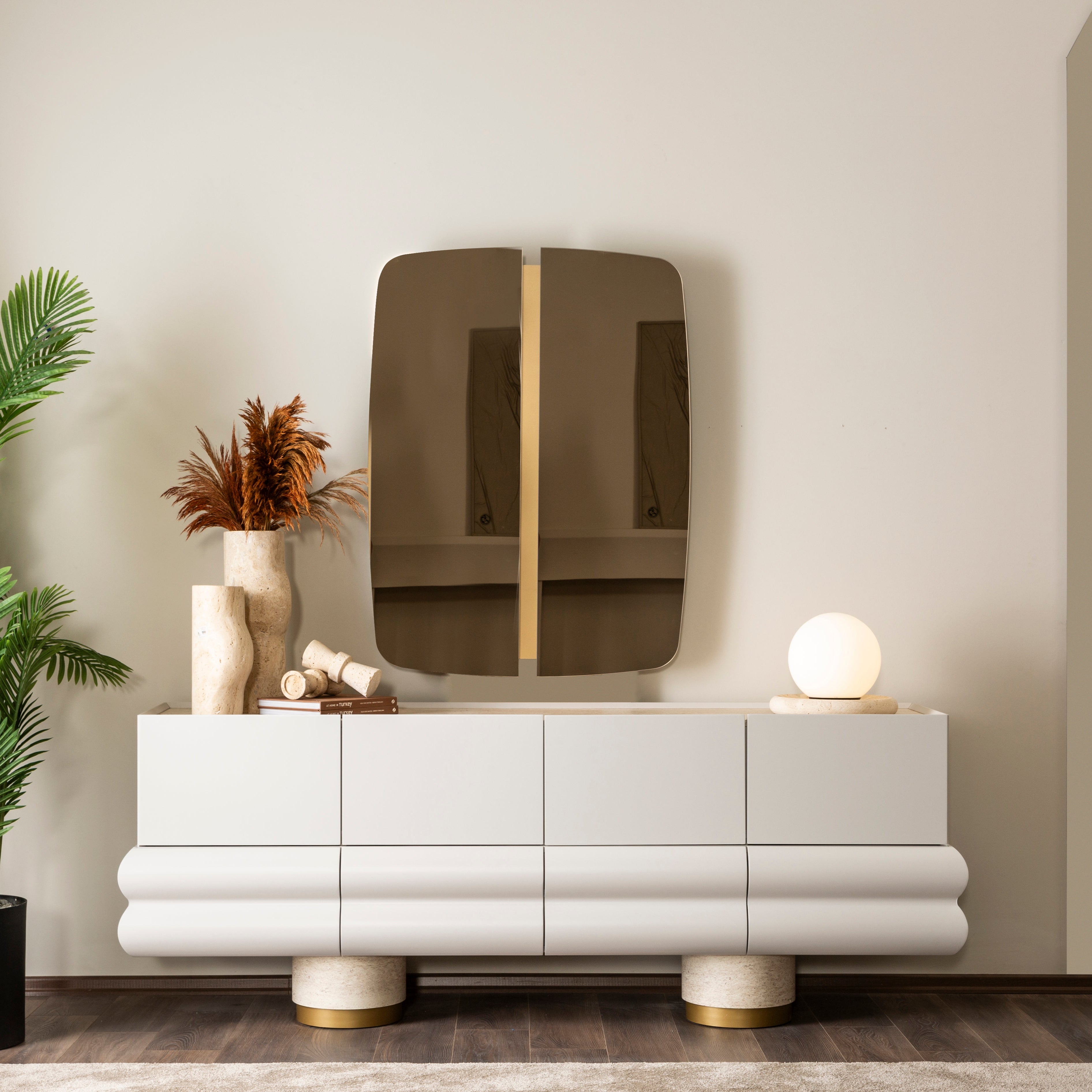 Бюфет «Milas» с осем чекмеджета, размер 218х82х53см