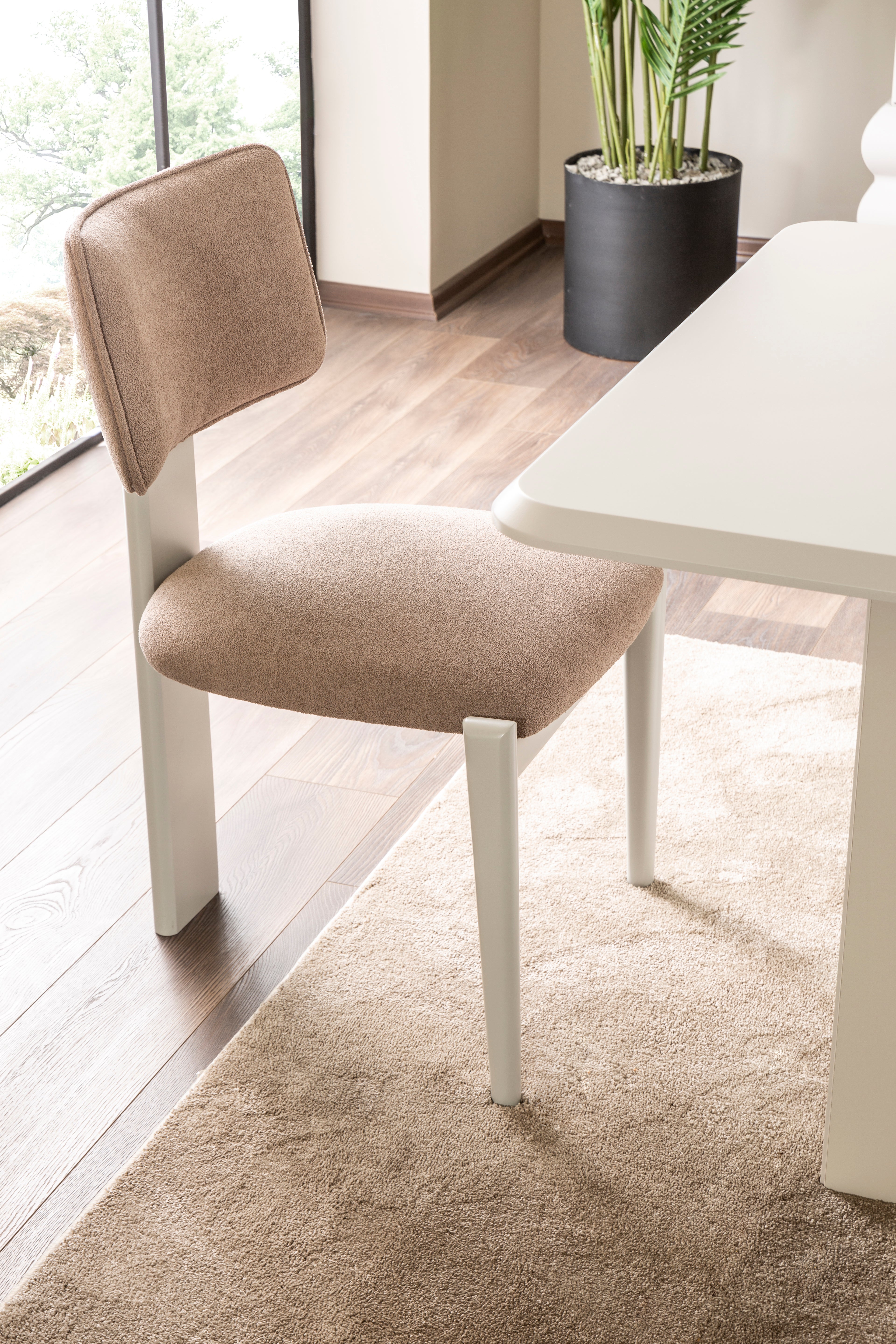 Трапезен стол «Milas» с тапицерия