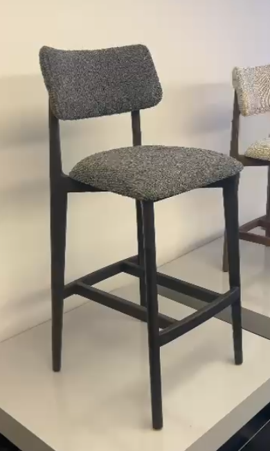 Бар стол «Estia» с тапицерия, 50+ вида дамаски