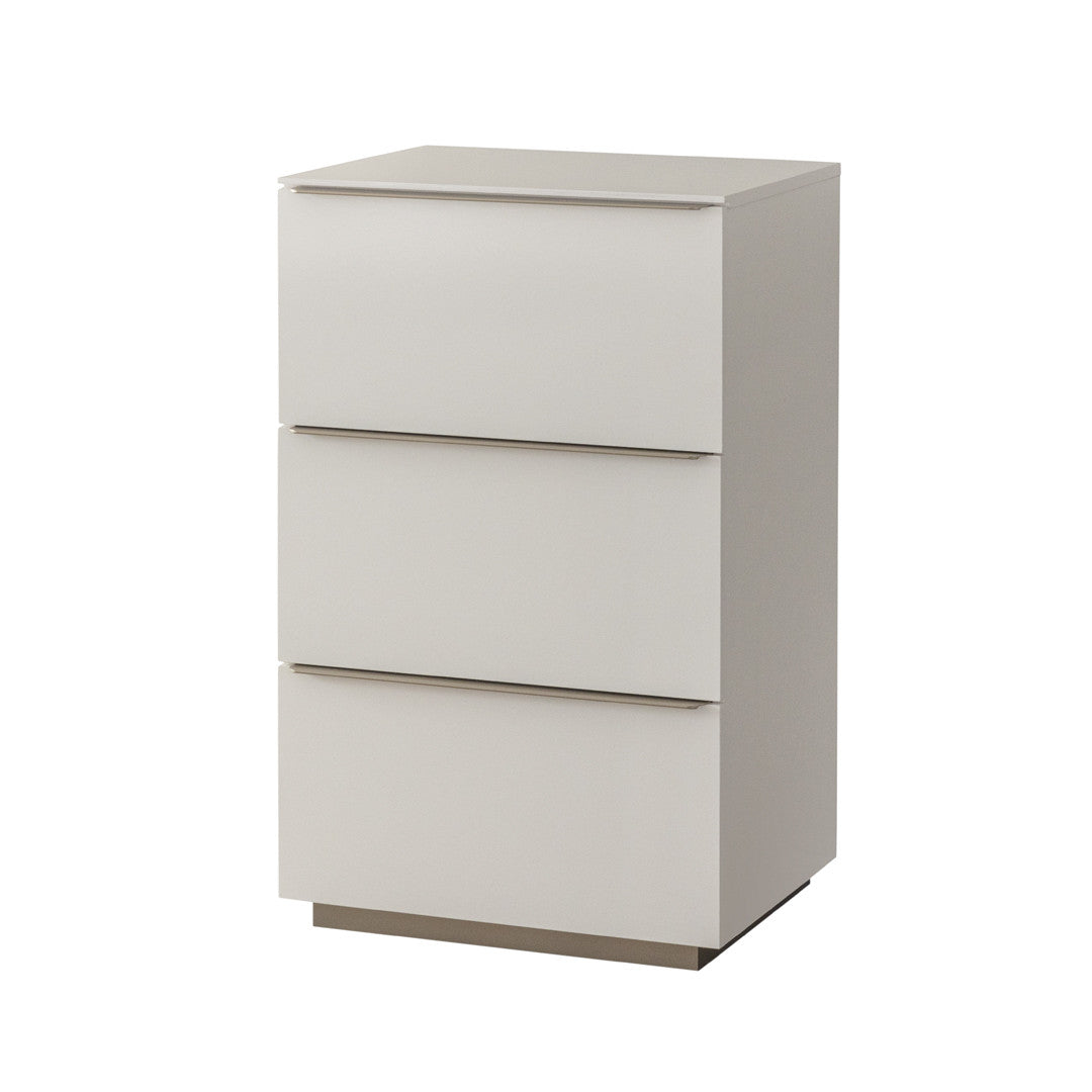 Скрин «Noble Teen» с три чекмеджета, размер 65х105х52см