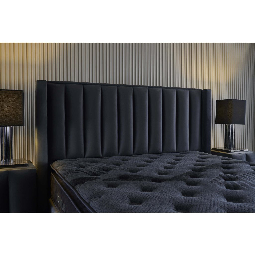 Тапицирано легло «Blackberry» + Матрак и табла - с място за съхранение, повдигащ механизъм, система за безшумно затваряне