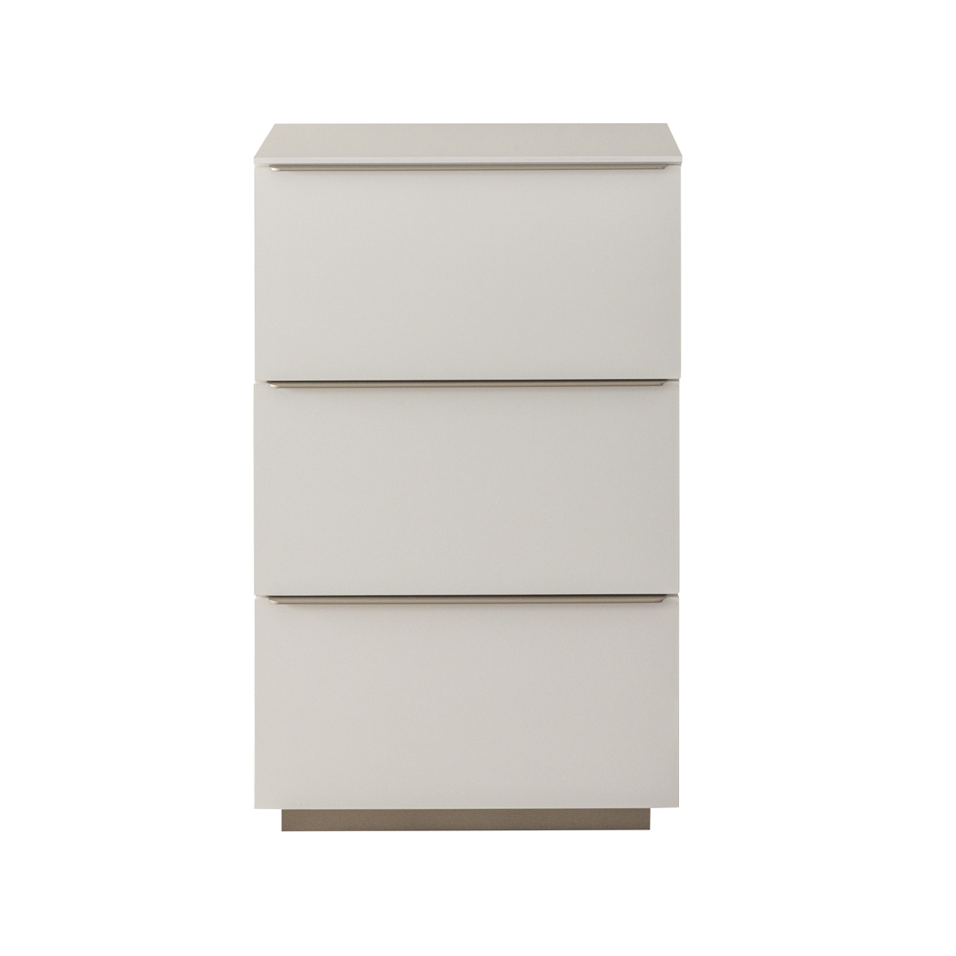 Скрин «Noble Teen» с три чекмеджета, размер 65х105х52см