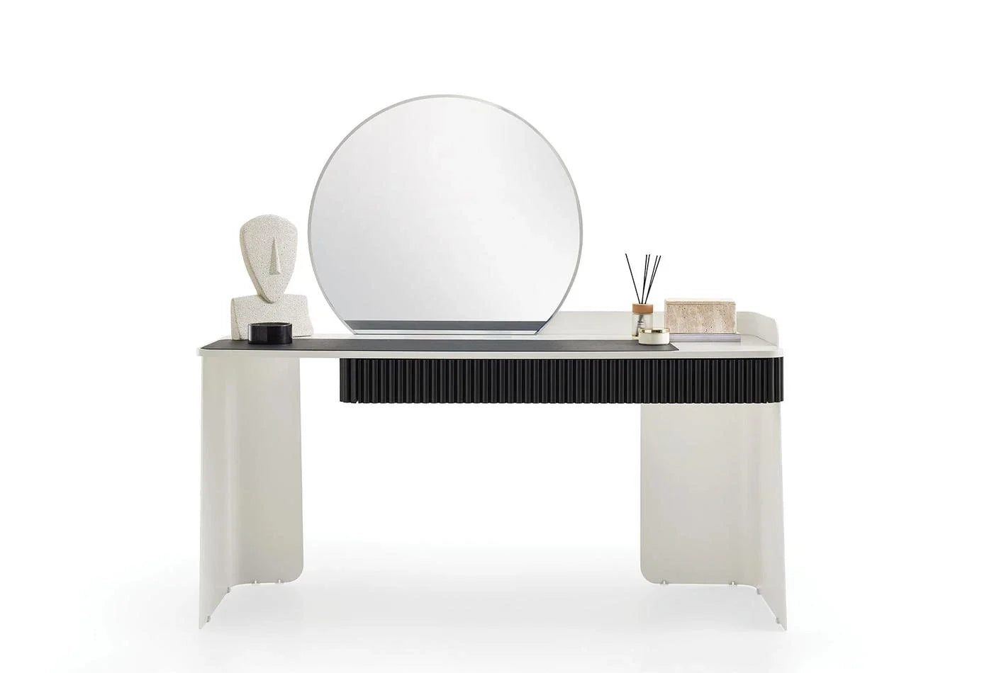 Тоалетка «Delhi» + огледало, чекмедже с органайзери, с кожени елементи, с фрезовани детайли, размер 155х143х50см