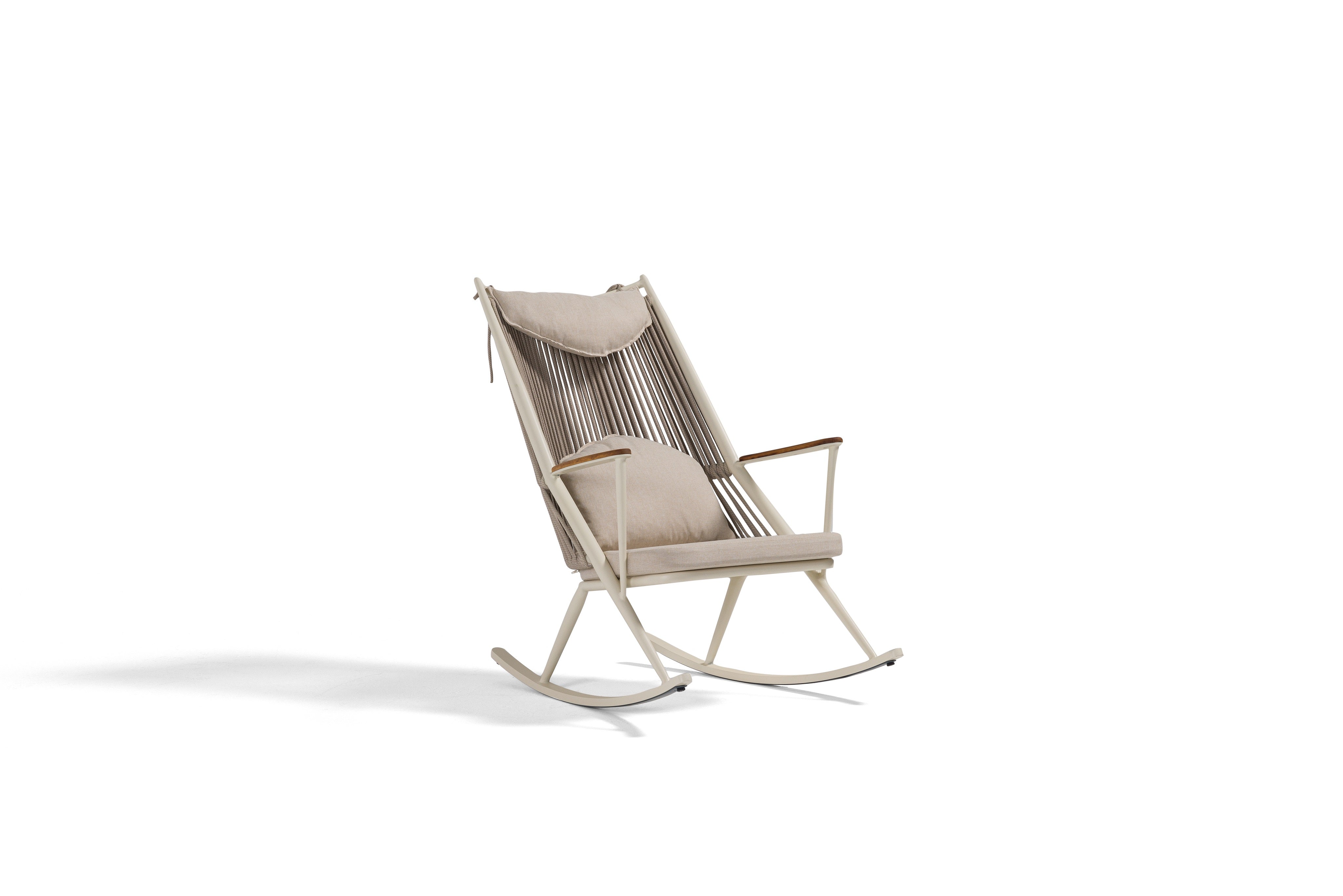 Люлеещ се стол «X Type Sall» с африкански тик