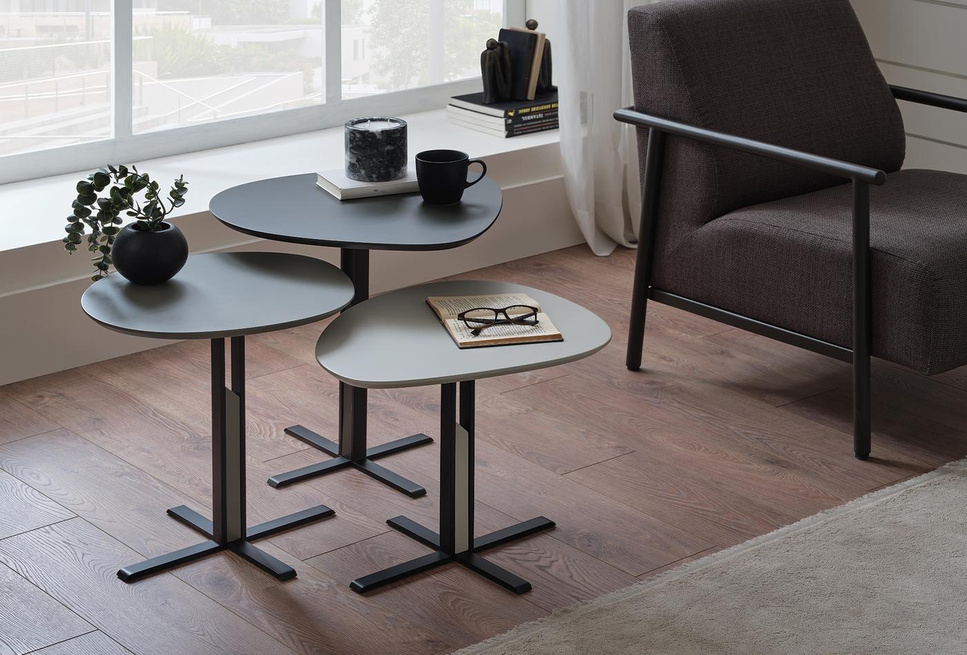 Помощни маси «Vetrosa» - комплект от три броя