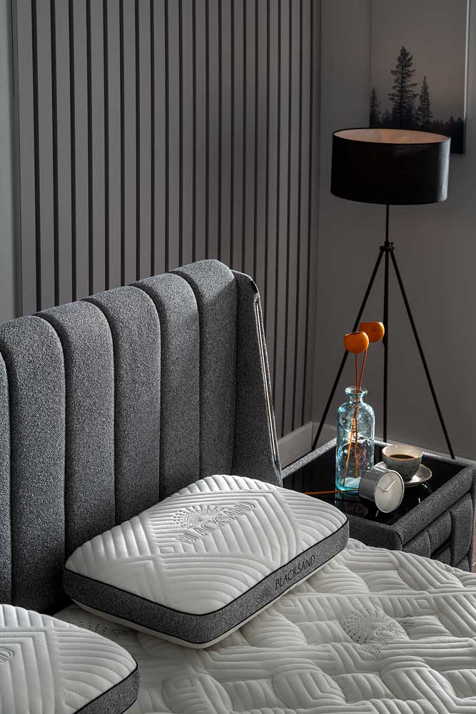 Тапицирана табла за легло «Blacksand» с LED осветление