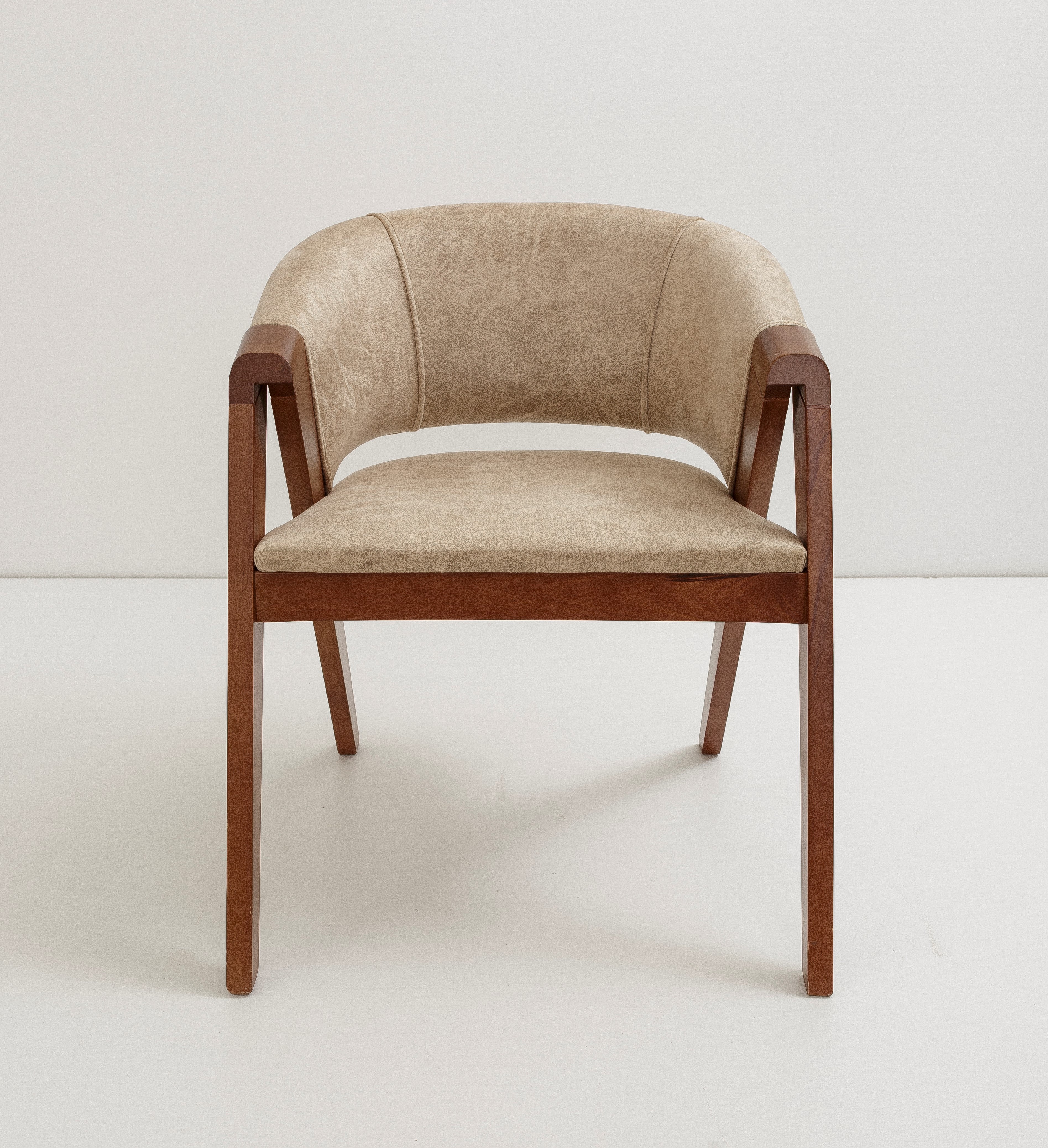 Трапезен стол Caen