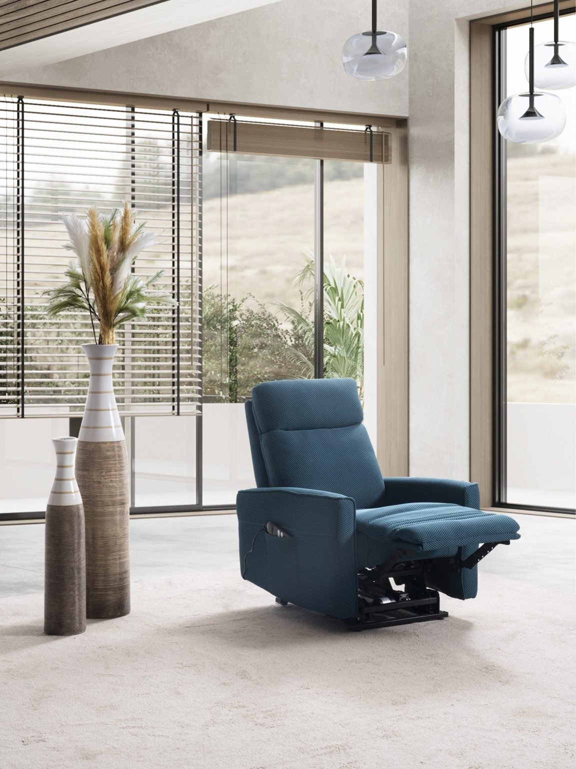 Кресло «Girit Medical» с електрически релакс механизъм, USB зарядна станция