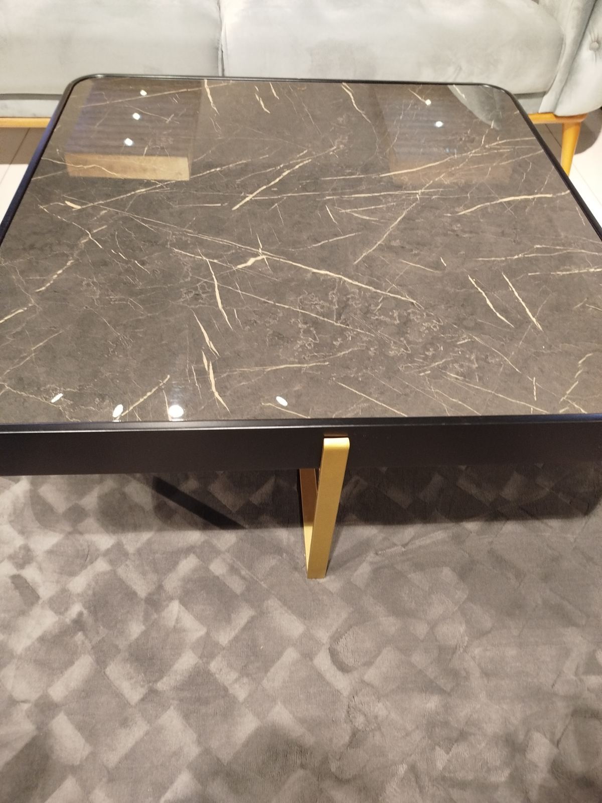 Холна маса Dorian - Аутлет