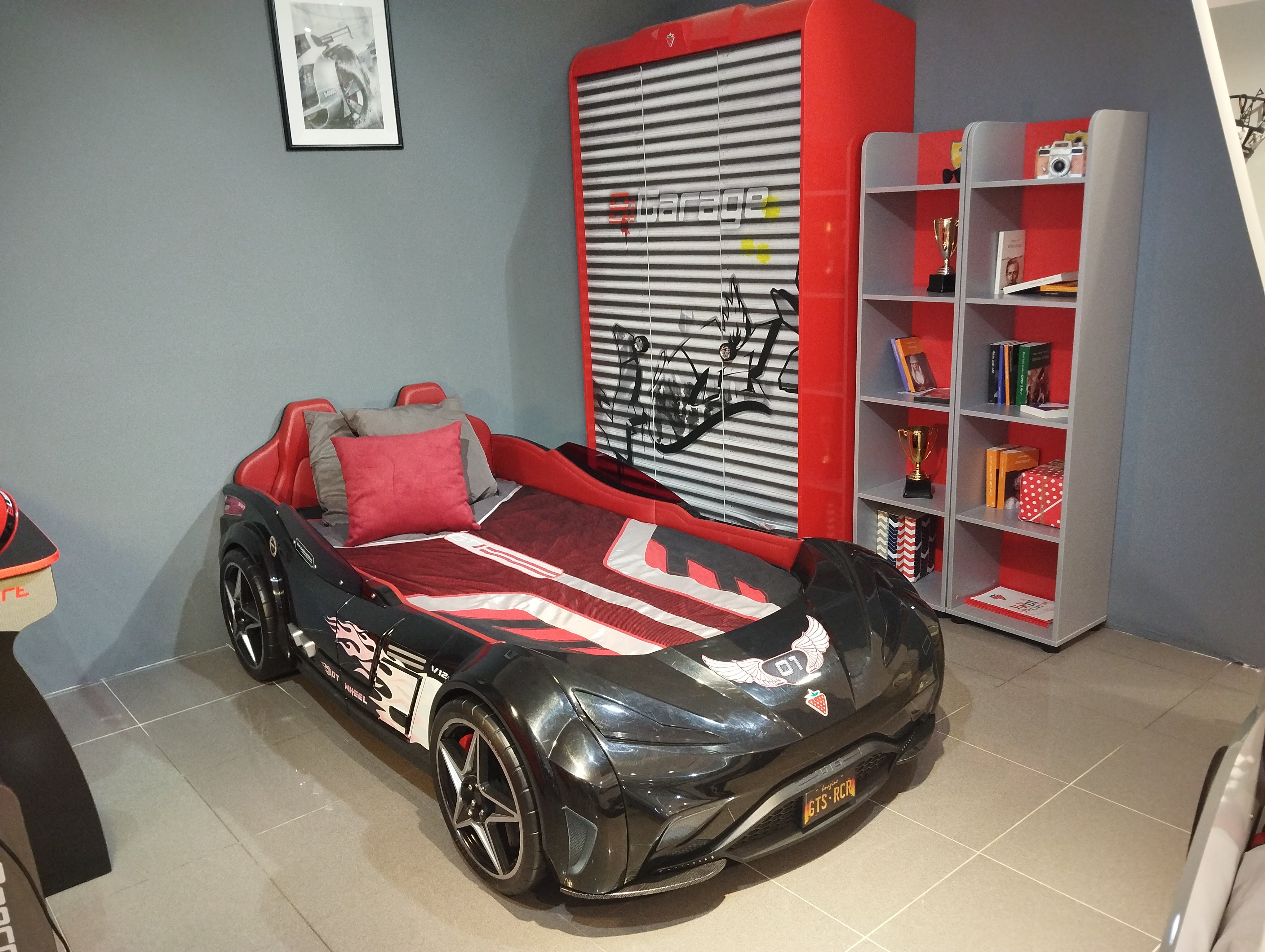 Легло кола GTS – черен цвят - Аутлет