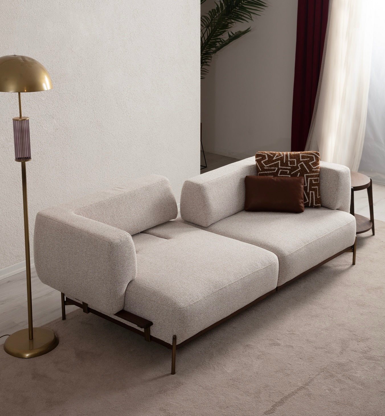 Триместен разтегателен диван «Tesla» + 4 декоративни възглавници, ширина 226см