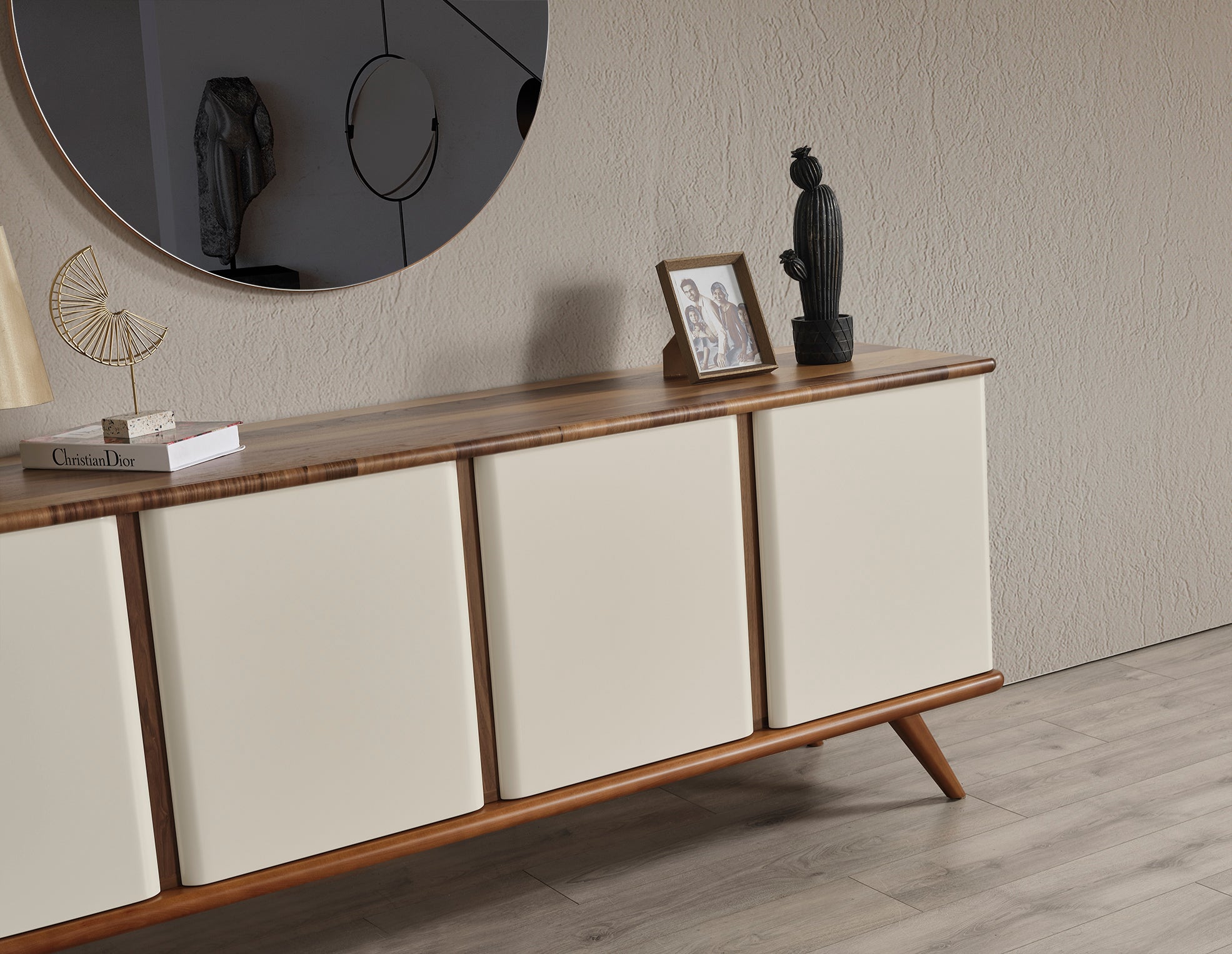 Бюфет «MK 44» с естествен фурнир, размер 208х79х47см