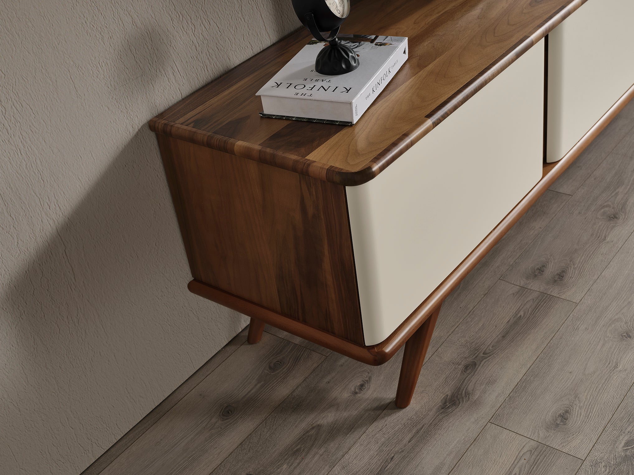 ТВ шкаф «MTV 44» с размер 208х60х47см