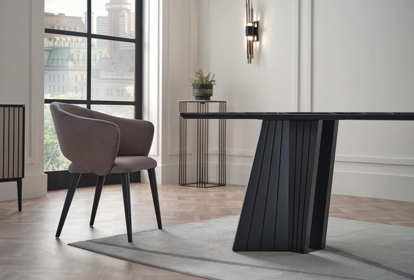 Трапезен стол «Riga» с подлакътници, с тапицерия