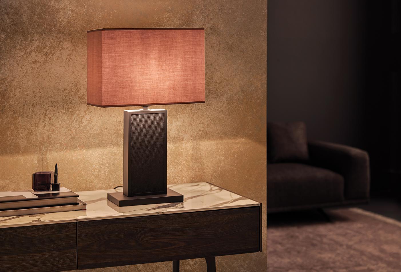 Настолна лампа «Vega»