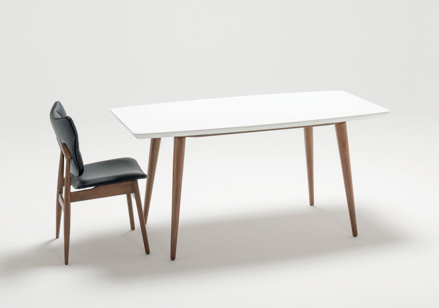 Разтегателна трапезна маса Ozzo Bonita