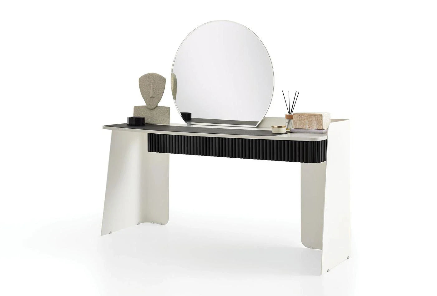 Тоалетка «Delhi» + огледало, чекмедже с органайзери, с кожени елементи, с фрезовани детайли, размер 155х143х50см