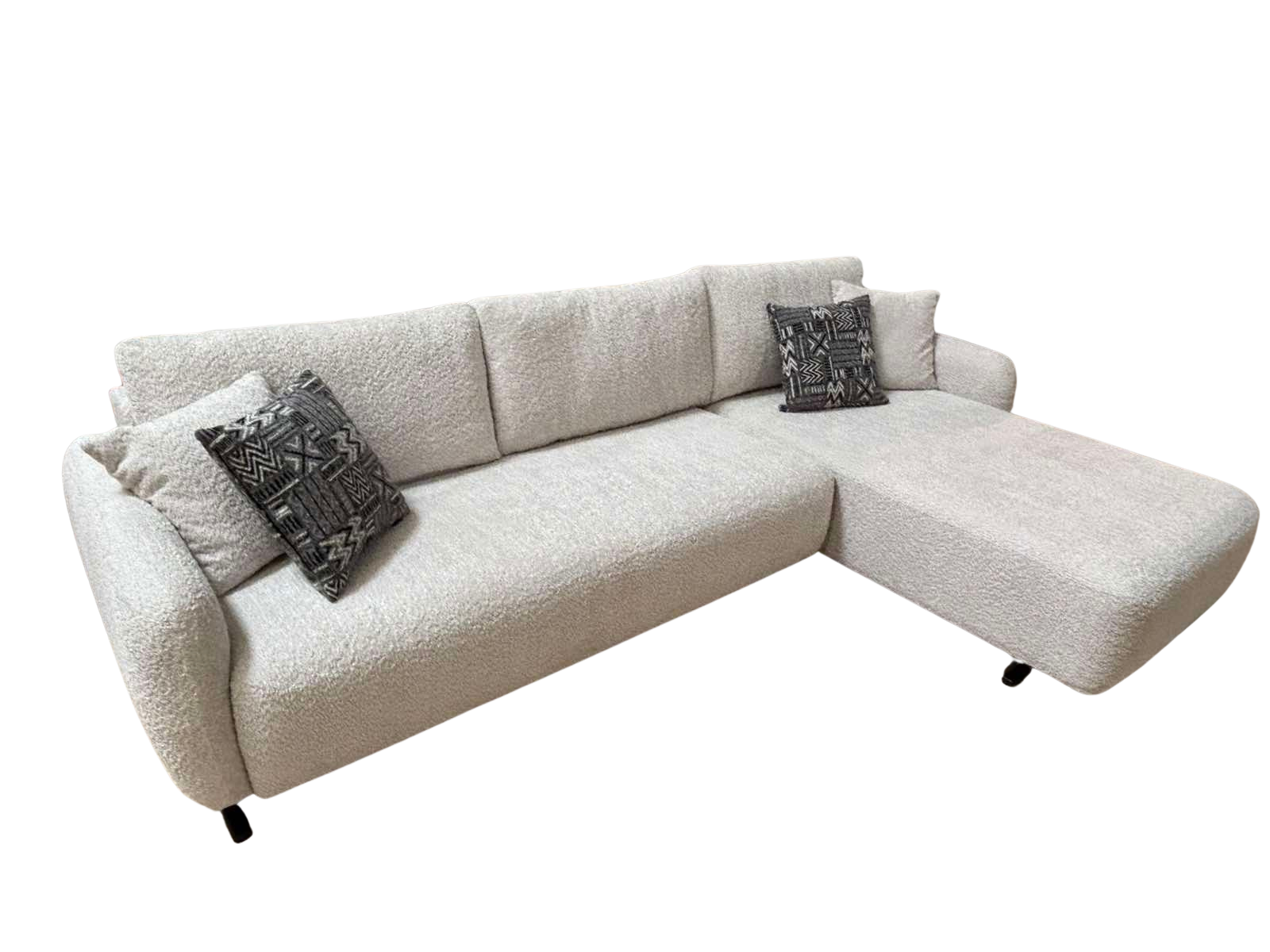 Ъглов разтегателен диван «Arda» + четири декоративни възглавници, ширина 250 или 280см