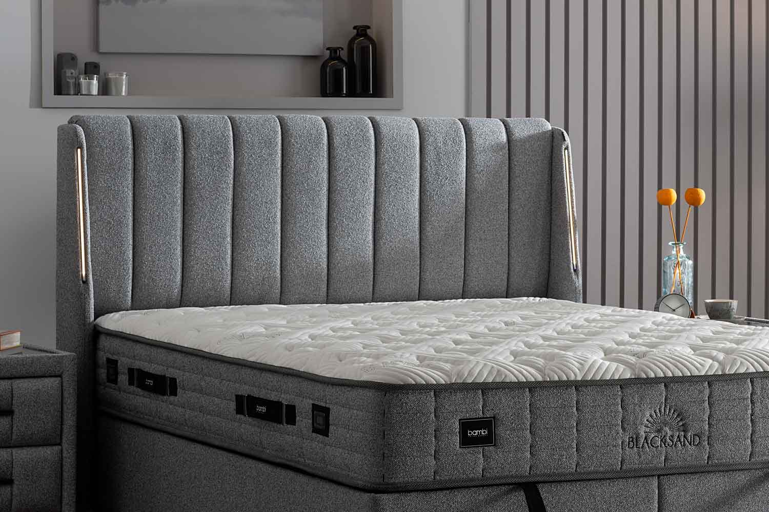 Тапицирана табла за легло «Blacksand» с LED осветление