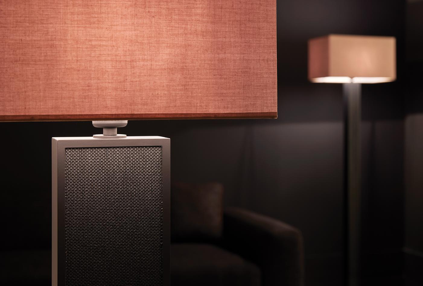 Настолна лампа «Vega»