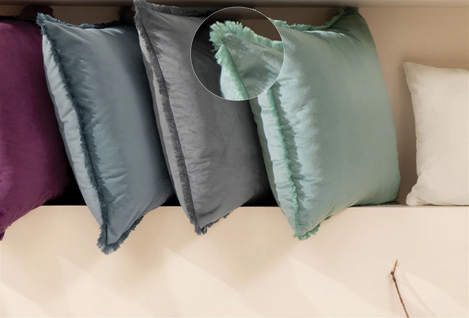 Декоративна възглавница «Donna Sage Green»