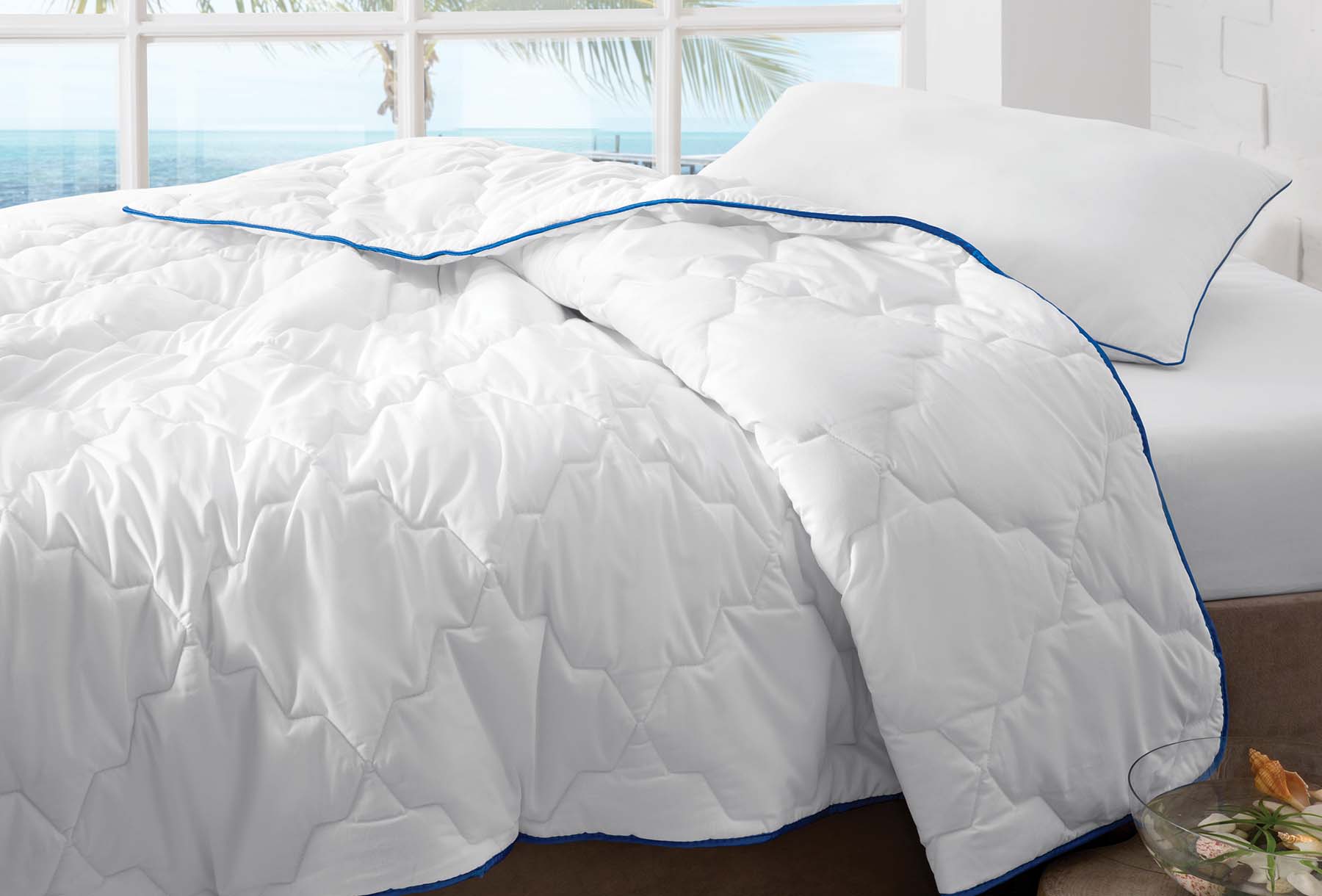 Олекотена завивка «Aerelle® Blue» с влакна Dacron®