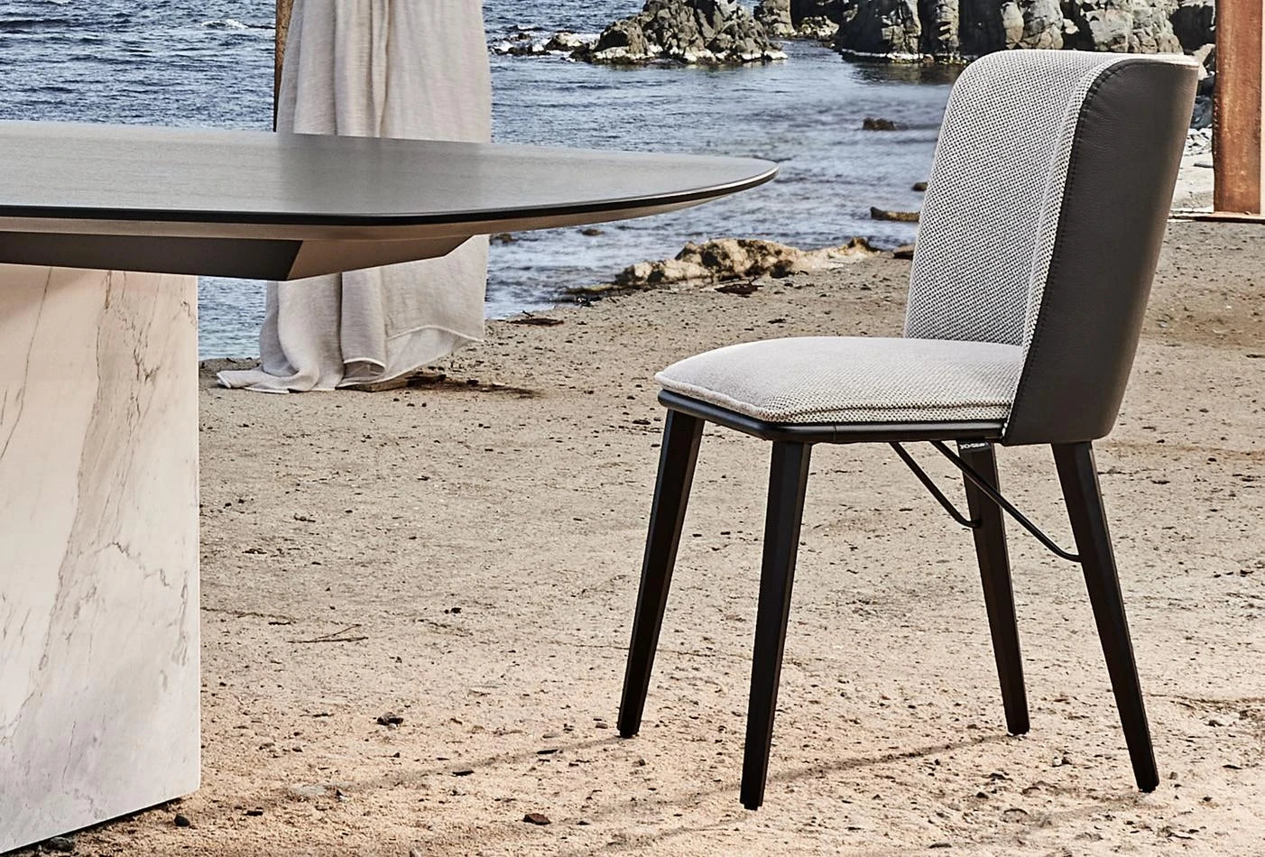 Трапезен стол «Lima» с тапицерия