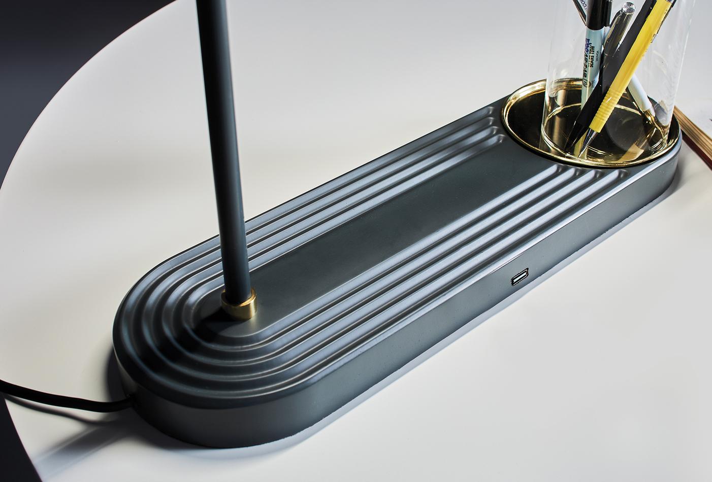 Настолна лампа «Astoria»