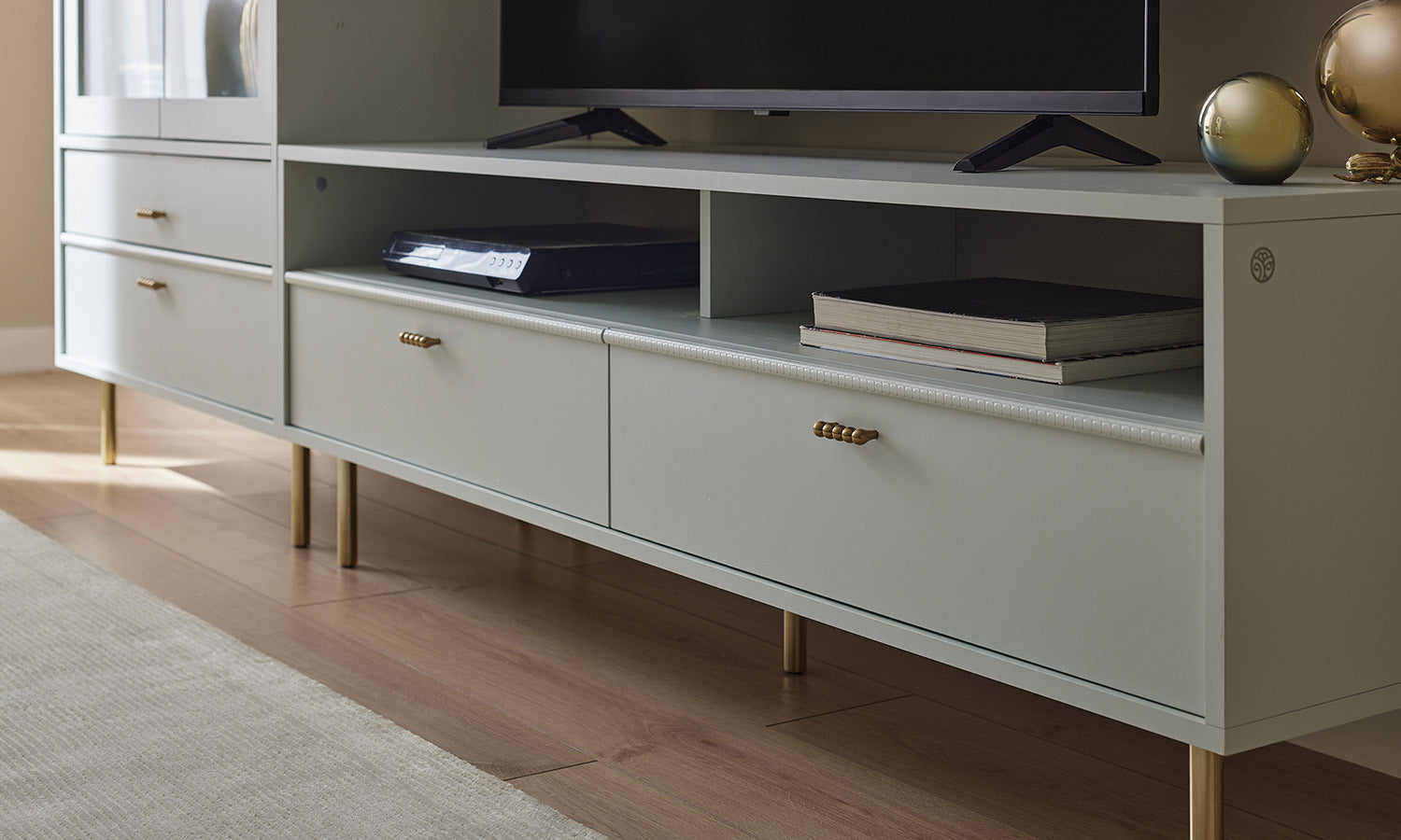 ТВ шкаф «Karlin» с размер 160х55х48см