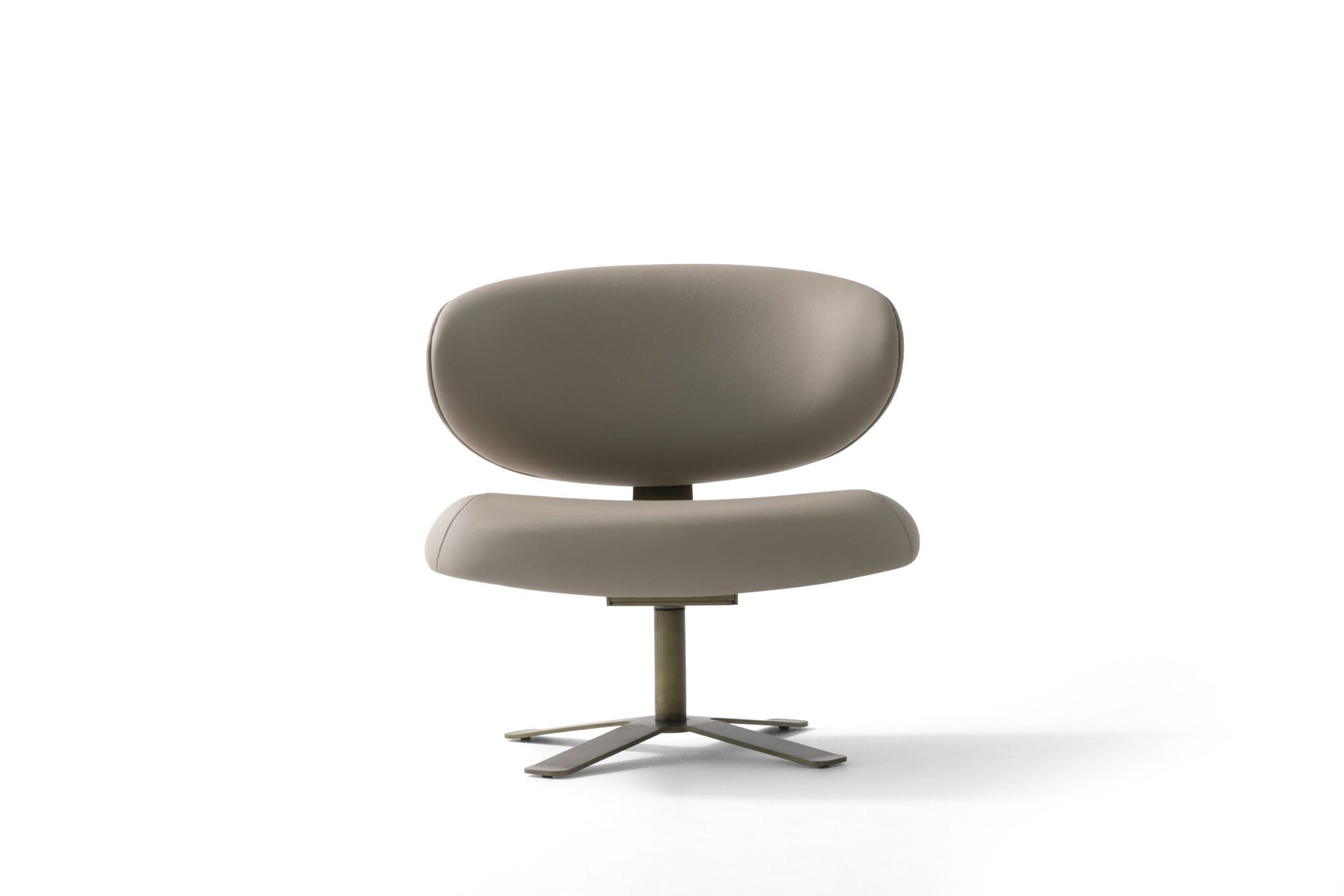 Кресло «Leo» с естествена кожа и въртяща се основа