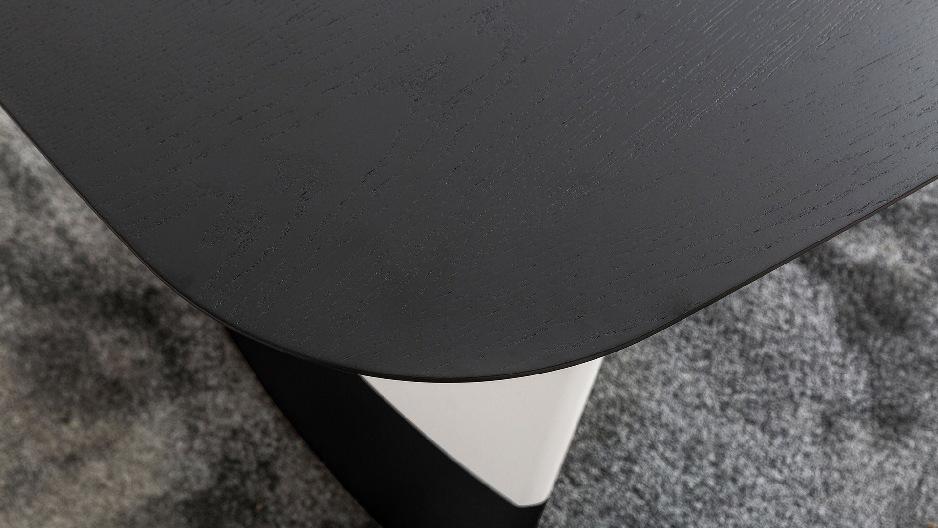 Трапезна маса «Delta Acik Gri» + керамичен плот и естествен фурнир