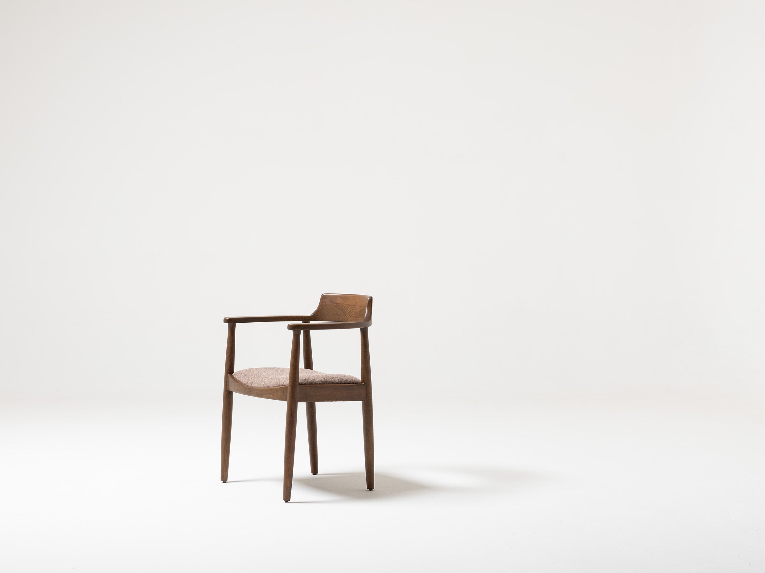 Трапезен стол «Mona» - 50+ вида дамаски