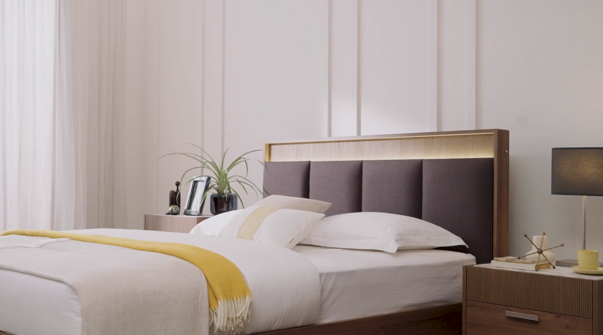 Легло «Pavia» + табла с осветление