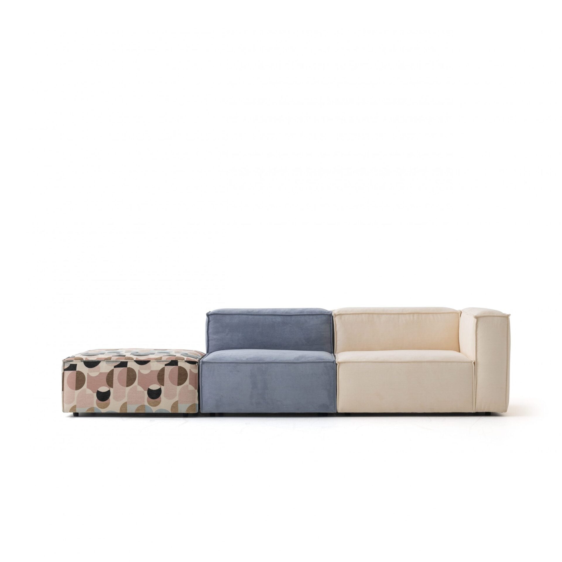 Двуместен разтегателен диван «Plus Poufy Cookie» - серия Colorium, ширина 318см