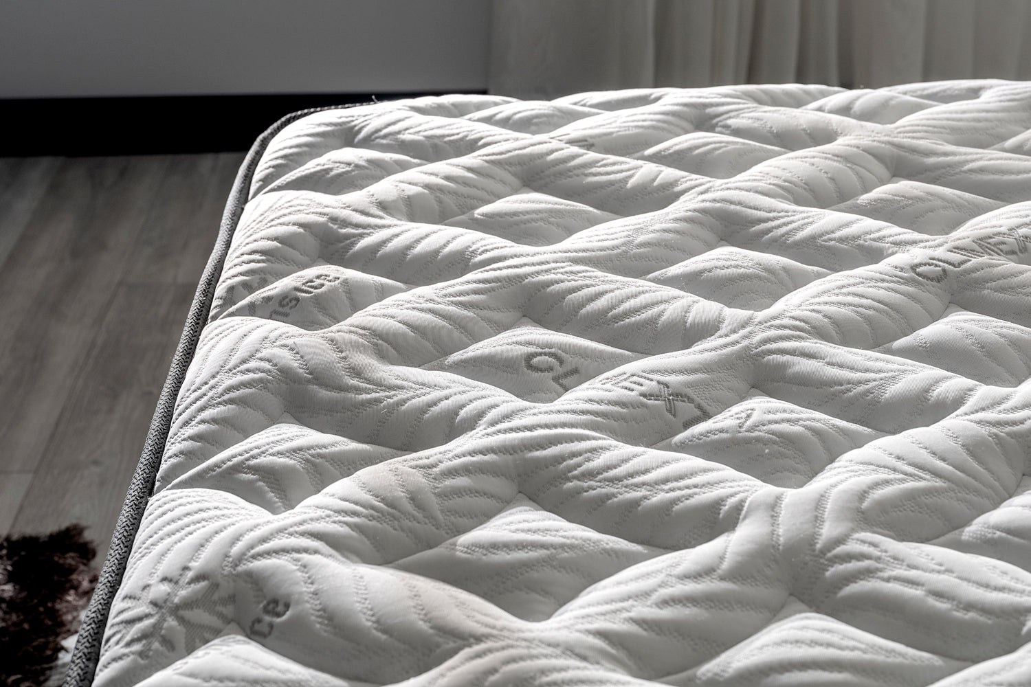 Матрак «Climextra» лятна страна с охлаждащ гел и зимна - с естествена вълна, с покет пружинна система, 31 см