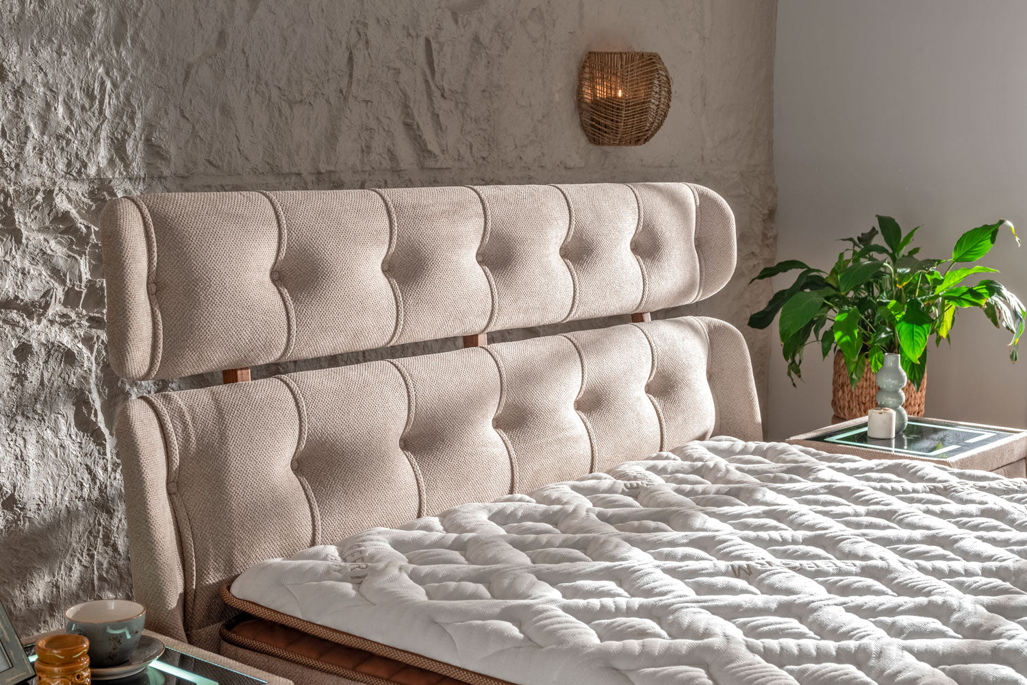 Тапицирана табла за легло «Reform Therapy»