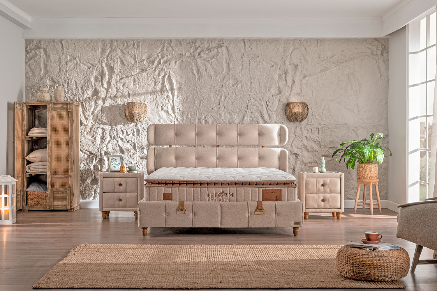 Тапицирано нощно шкафче «Reform Therapy» + две чекмеджета, с LED осветление, с музикална система и USB зарядна станция, размер 52х59х43см