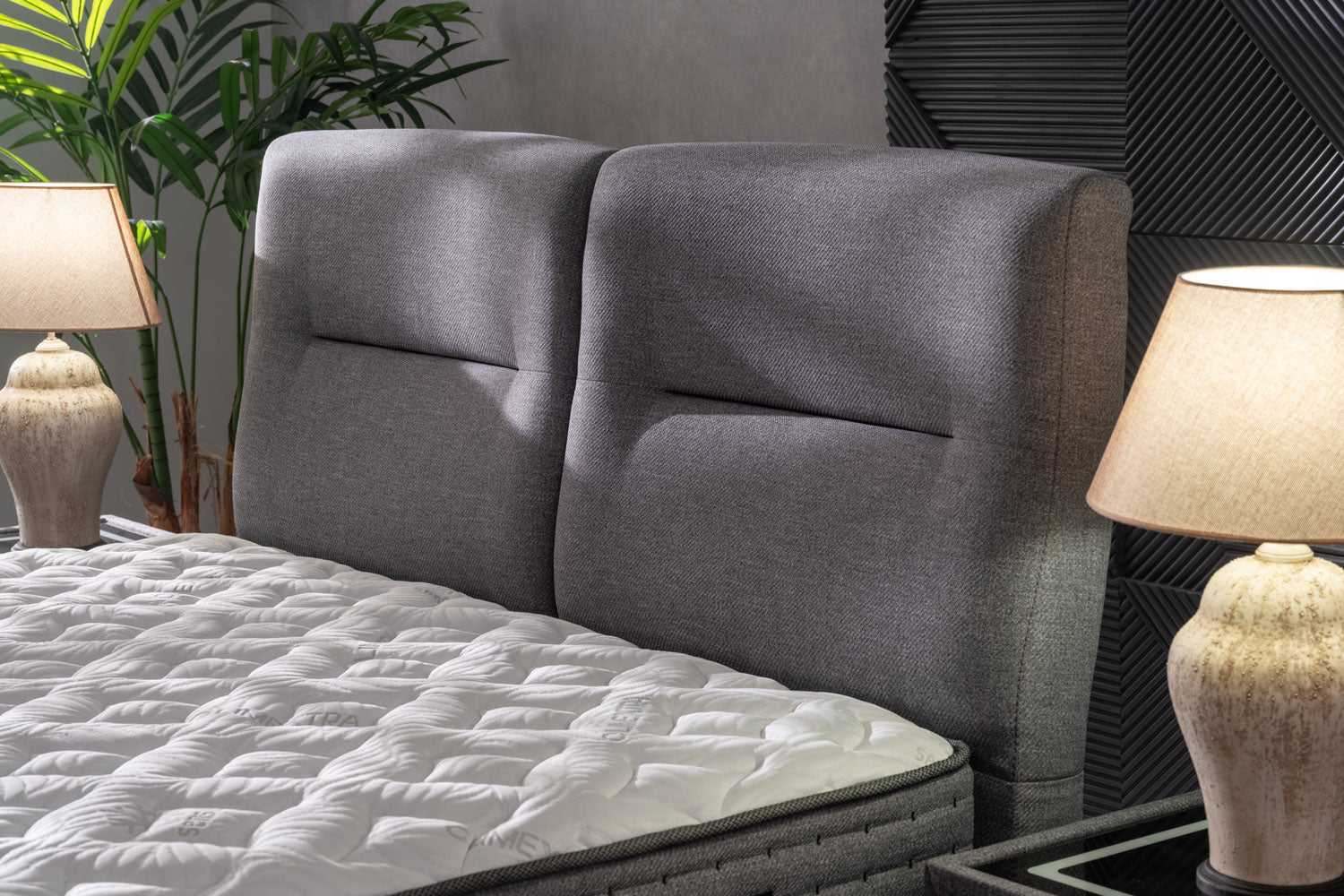 Тапицирана основа за легло «Climextra» с място за съхранение, повдигащ механизъм, система за безшумно затваряне