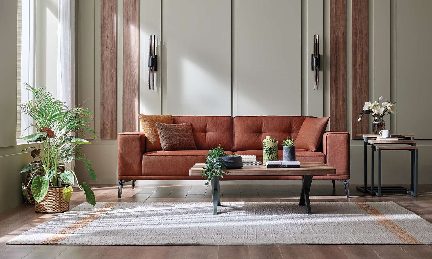 Tриместен разтегателен диван «Ravel» + 4 декоративни възглавници, ширина 240см