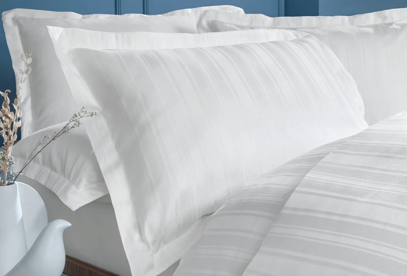 Двоен спален комплект «Shelly White» - 4 части, памучен сатен, бамбук