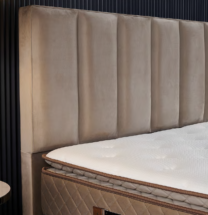 Тапицирано легло «Arte» + Матрак и табла - с място за съхранение, повдигащ механизъм, система за безшумно затваряне